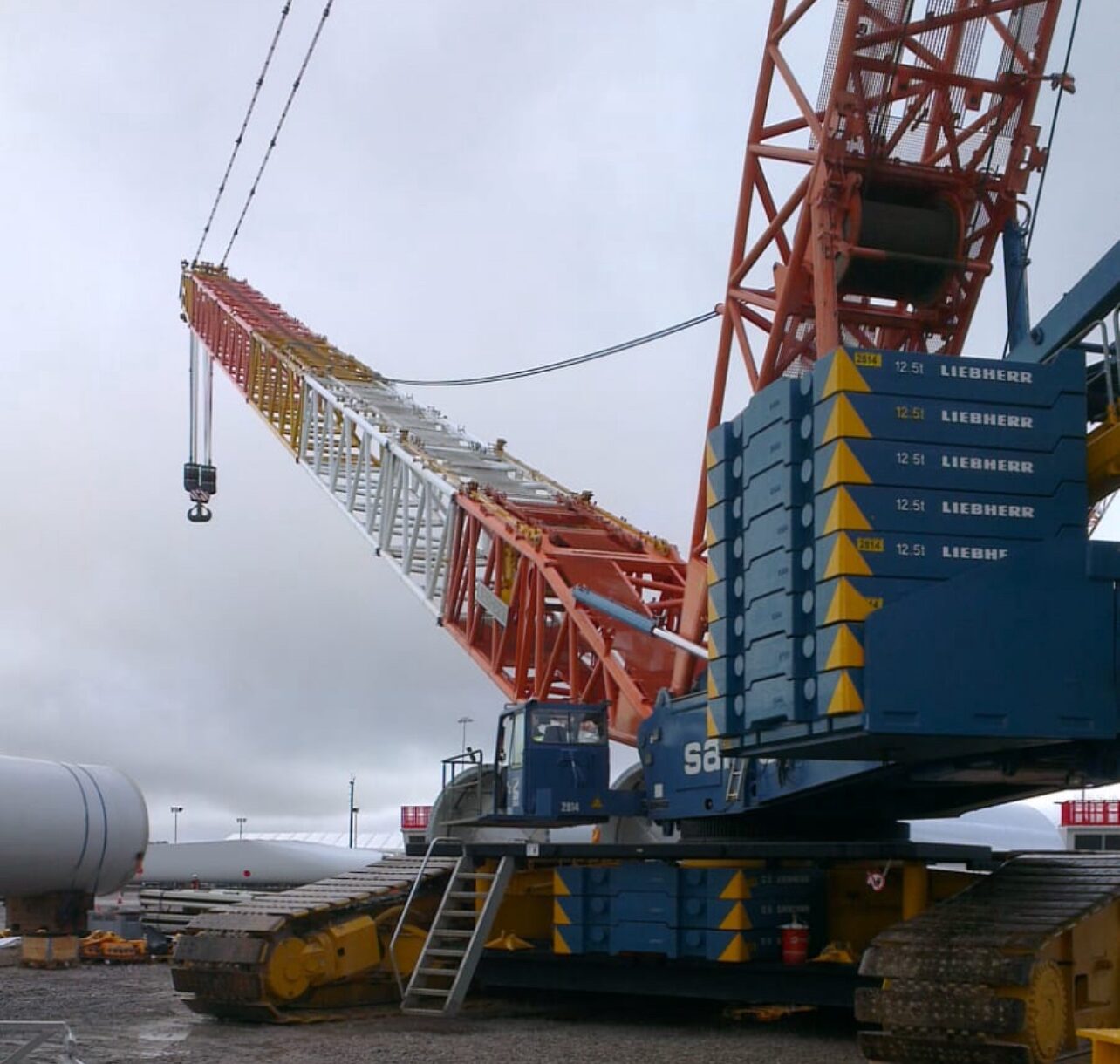 Contract Lift Hire Manchester