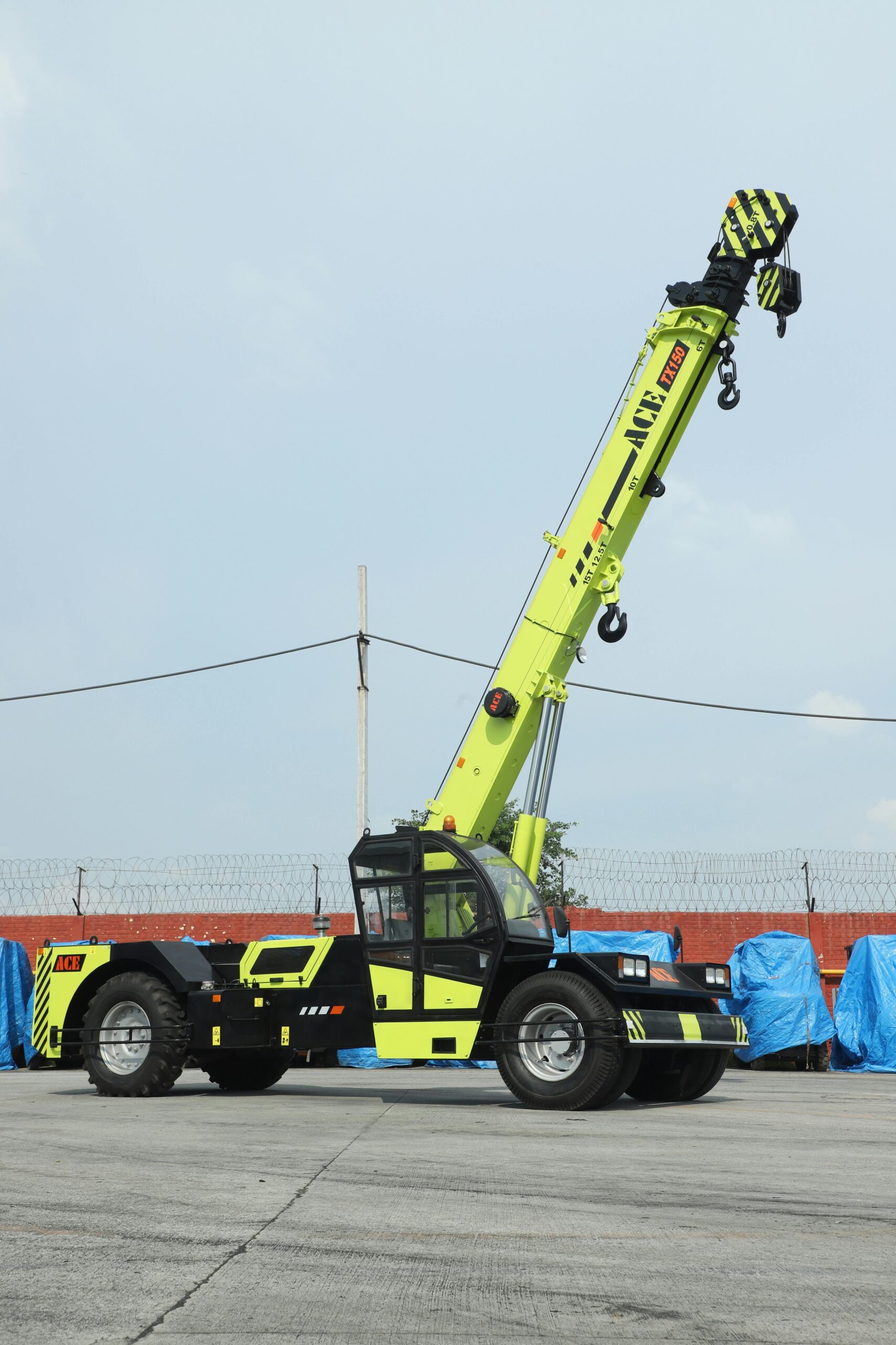 Crane Hire Near Me In Manchester