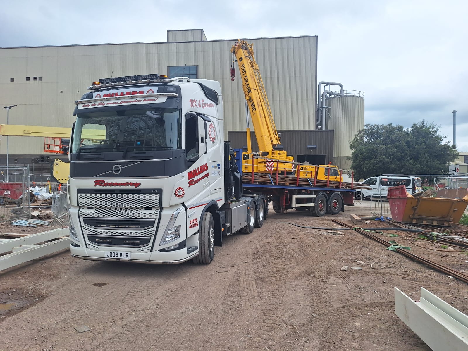 Why More Construction Sites Choose Contract Lift Hire In Manchester